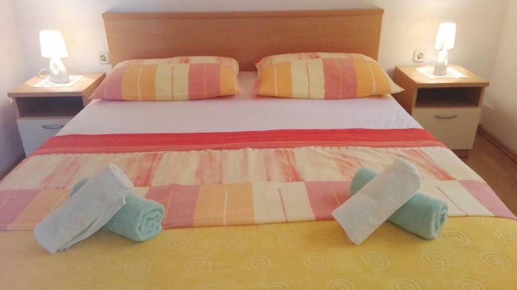 Apartment Peris Sevid Ngoại thất bức ảnh